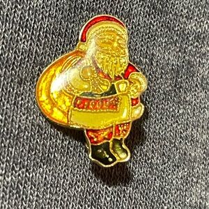 Vintage Christmas Santa Claus with Gift Bag. Enamel Brooch Pin